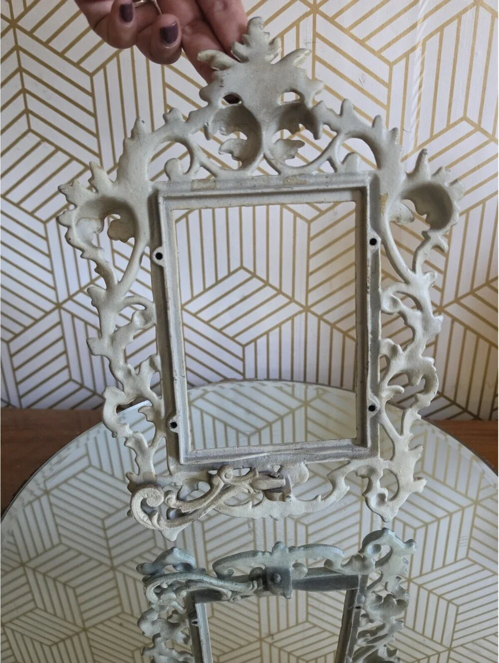 Antique Shabby Chic Cast Iron Picture Frame Easel Style 8